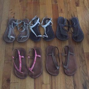 3 Fossils & 2 Clark’s sandals 👡